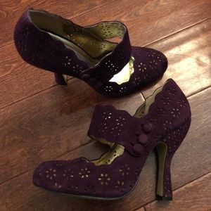 Hale Bob purple heels in 8 1/2 👠💜